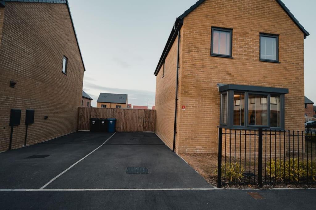 Willow Heights Modern 5-7 Persons/3 Bed Detached Rotherham Bagian luar foto